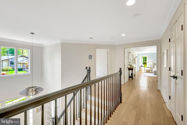 1926 POOLE LN, Mclean, VA 22101