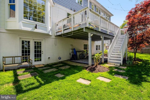 1926 POOLE LN, Mclean, VA 22101