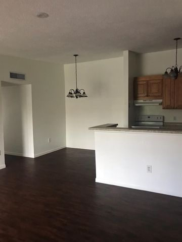 819 NE 199th Street 205, Miami, FL 33179