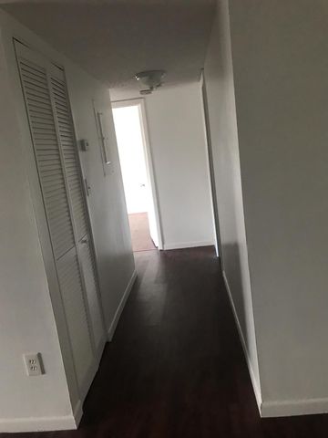 819 NE 199th Street 205, Miami, FL 33179