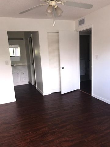 819 NE 199th Street 205, Miami, FL 33179