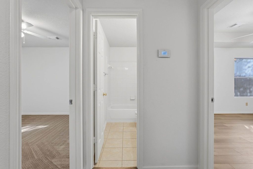 Image 15 of property listing at 15506 Elm Leaf Place, Cypress, TX 77429