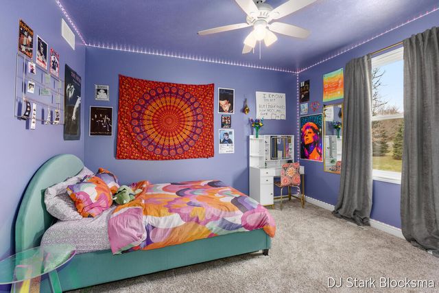 69 Rogue River View Drive NE, Rockford, MI 49341