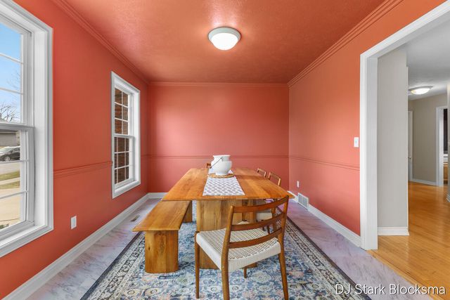 69 Rogue River View Drive NE, Rockford, MI 49341