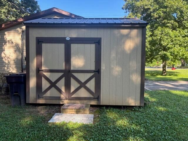 204 Bartley Street, West Plains, MO 65775