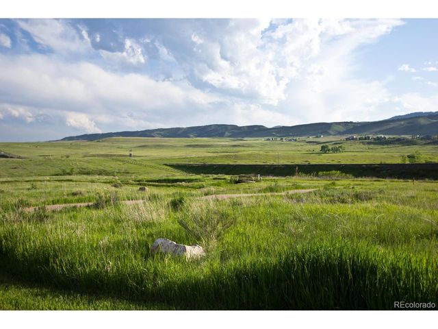 4833 Prairie Vista Dr, Fort Collins, CO 80526