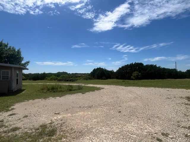 707 County Road 426, Purmela, TX 76566