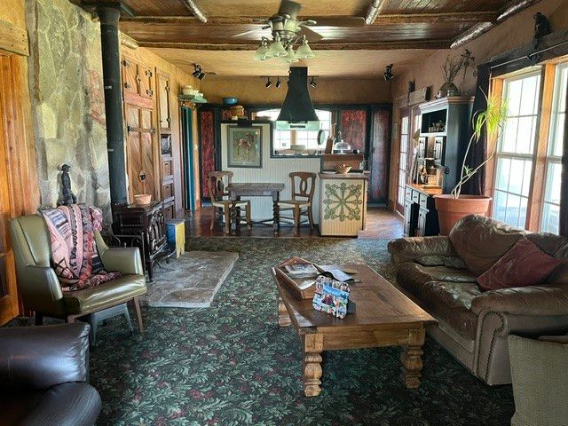 707 County Road 426, Purmela, TX 76566