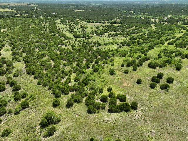 707 County Road 426, Purmela, TX 76566