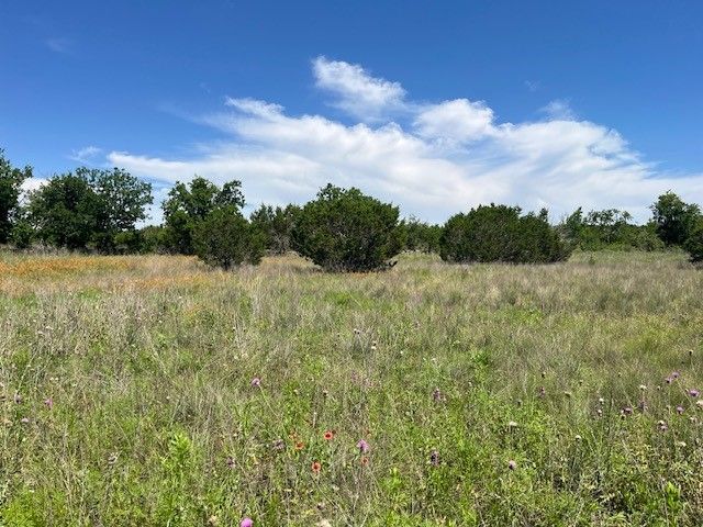 707 County Road 426, Purmela, TX 76566