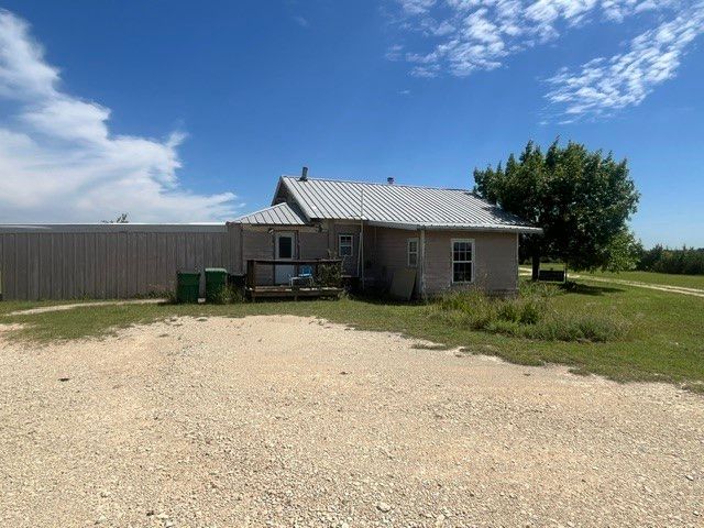 707 County Road 426, Purmela, TX 76566