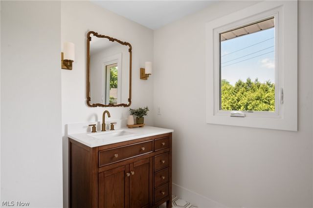 22625 Rye Road, Shaker Heights, OH 44122