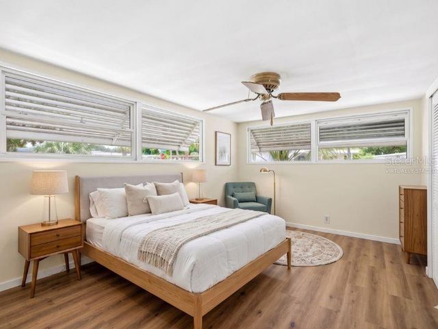 14742 MANDARIN STREET, Tavares, FL 32778