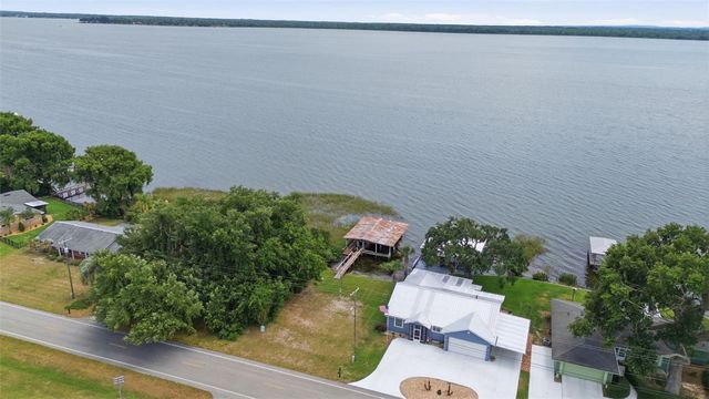 14742 MANDARIN STREET, Tavares, FL 32778