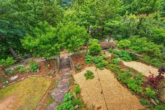40 Foxfire Lane, Blue Ridge, GA 30513