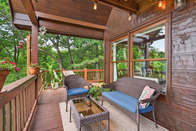 40 Foxfire Lane, Blue Ridge, GA 30513