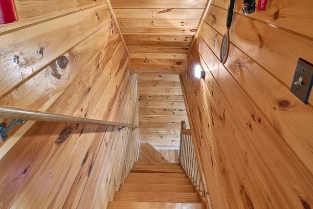 40 Foxfire Lane, Blue Ridge, GA 30513