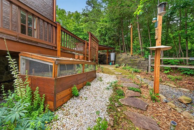 40 Foxfire Lane, Blue Ridge, GA 30513