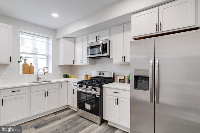 315 N ROBINSON ST, Baltimore, MD 21224