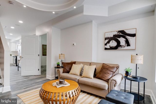 315 N ROBINSON ST, Baltimore, MD 21224