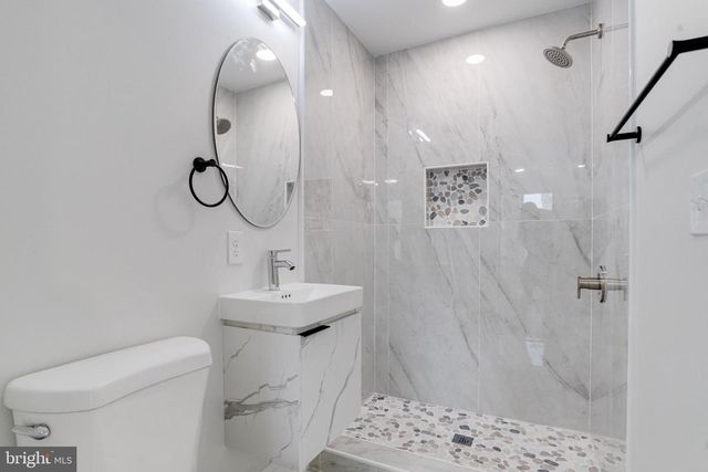 315 N ROBINSON ST, Baltimore, MD 21224