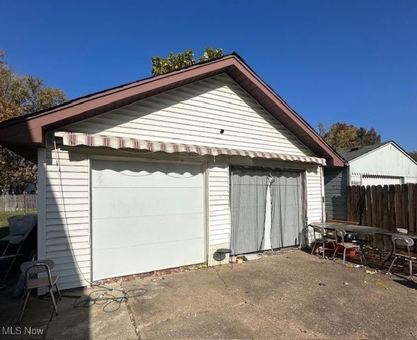 1308 W 21st Street, Lorain, OH 44052