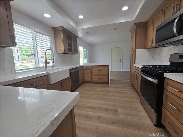 11282 Heathcliff Drive, Riverside, CA 92505
