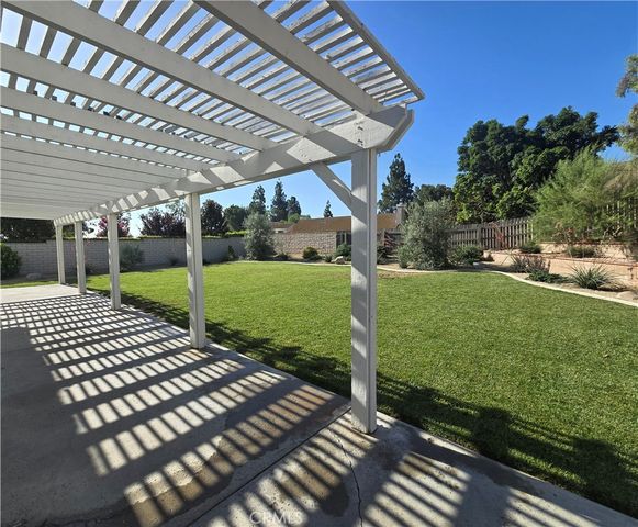 11282 Heathcliff Drive, Riverside, CA 92505