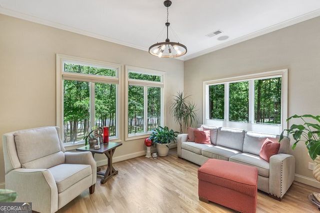 402 Boaters Row, Fair Play, SC 29643
