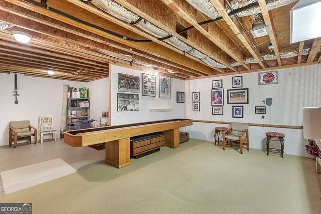 402 Boaters Row, Fair Play, SC 29643