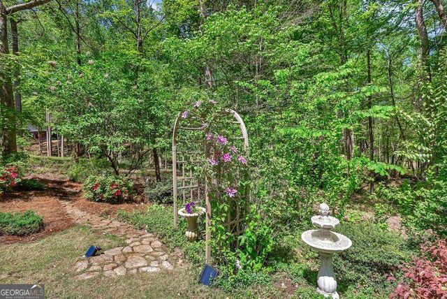 402 Boaters Row, Fair Play, SC 29643