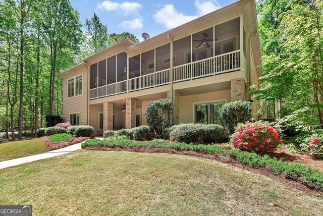 402 Boaters Row, Fair Play, SC 29643
