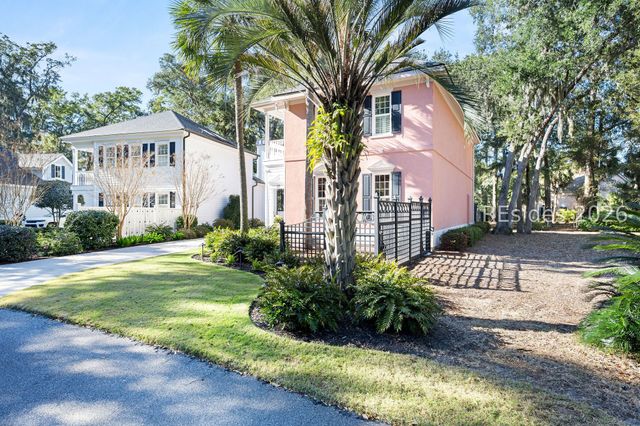 10 Harbour Passage Patio, Hilton Head Island, SC 29926