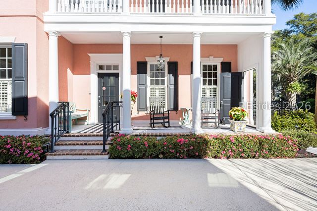 10 Harbour Passage Patio, Hilton Head Island, SC 29926