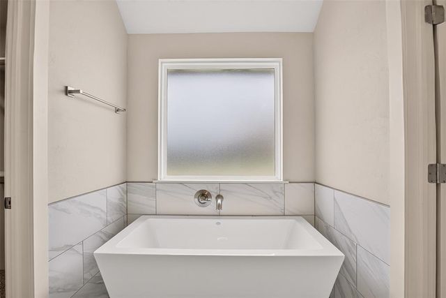 8517 NW 109th Terrace, Oklahoma City, OK 73162
