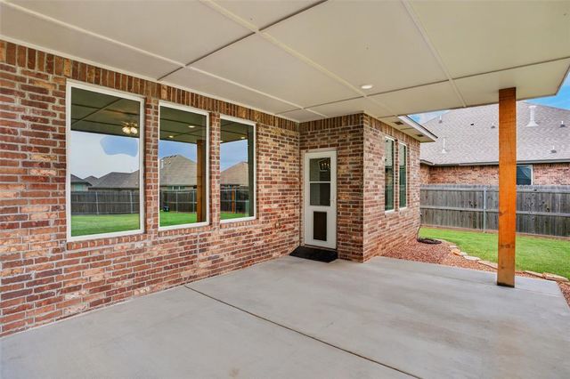 8517 NW 109th Terrace, Oklahoma City, OK 73162