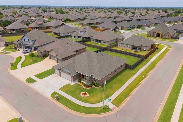 8517 NW 109th Terrace, Oklahoma City, OK 73162