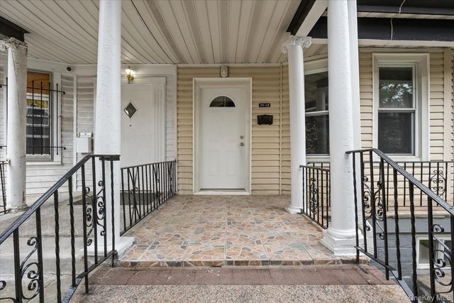 9547 115th Street, Richmond Hill S., NY 11419
