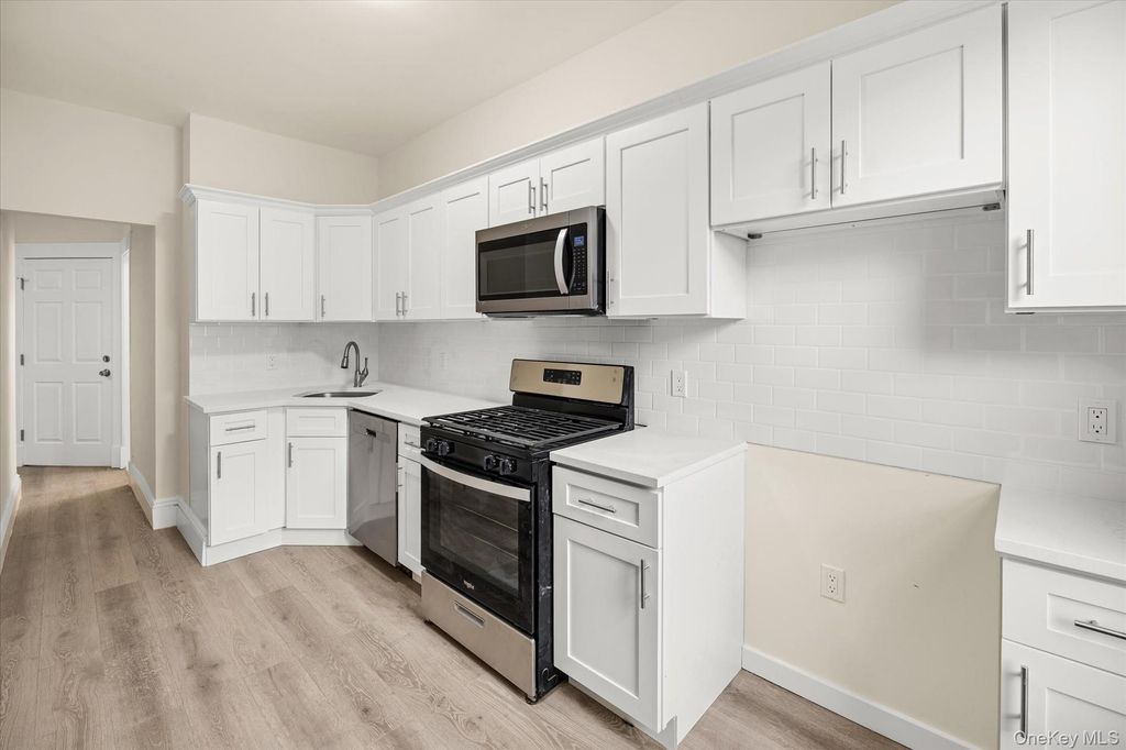 9547 115th Street, Richmond Hill S., NY 11419 — photo 4