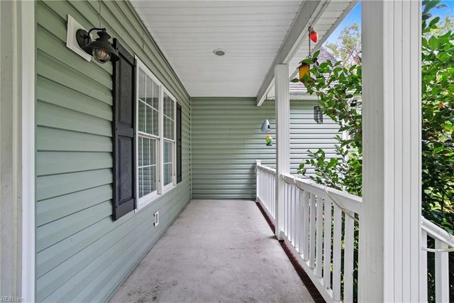 19675 Cross Keys RD, Boykins, VA 23827