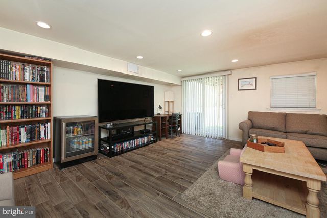 3653 ACADEMY RD, Philadelphia, PA 19154