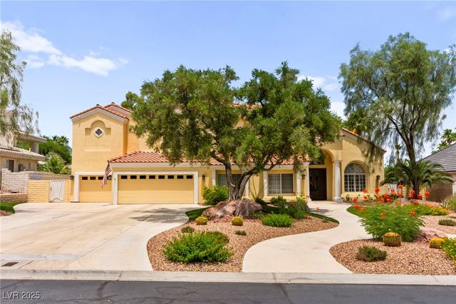 7428 Doe Avenue, Las Vegas, NV 89117