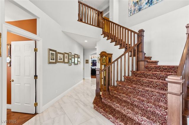 7428 Doe Avenue, Las Vegas, NV 89117