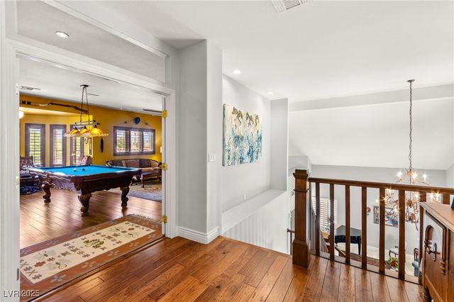 7428 Doe Avenue, Las Vegas, NV 89117