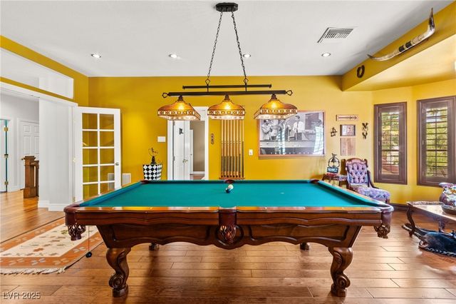 7428 Doe Avenue, Las Vegas, NV 89117