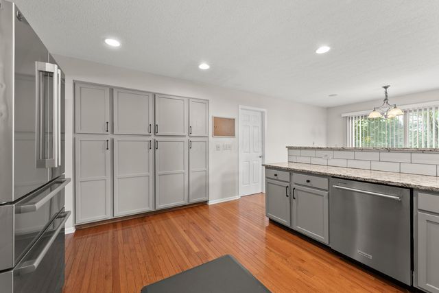 9406 Cadogan Court, Powell, OH 43065