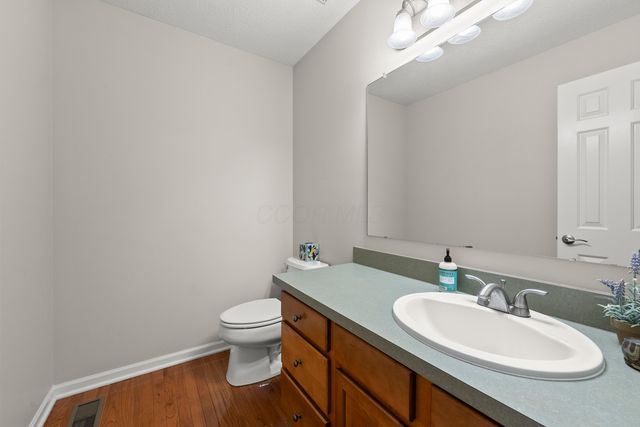 9406 Cadogan Court, Powell, OH 43065