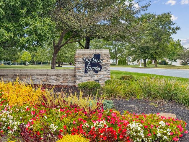 9406 Cadogan Court, Powell, OH 43065