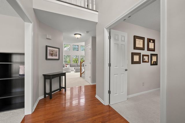 9406 Cadogan Court, Powell, OH 43065