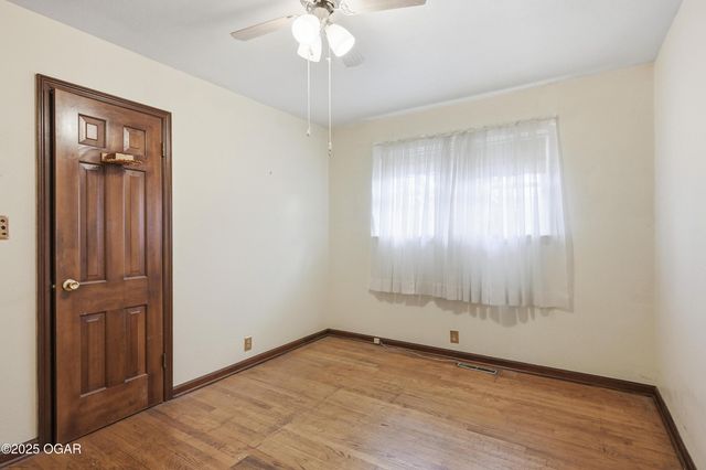 2631 S Minnesota Avenue, Joplin, MO 64804